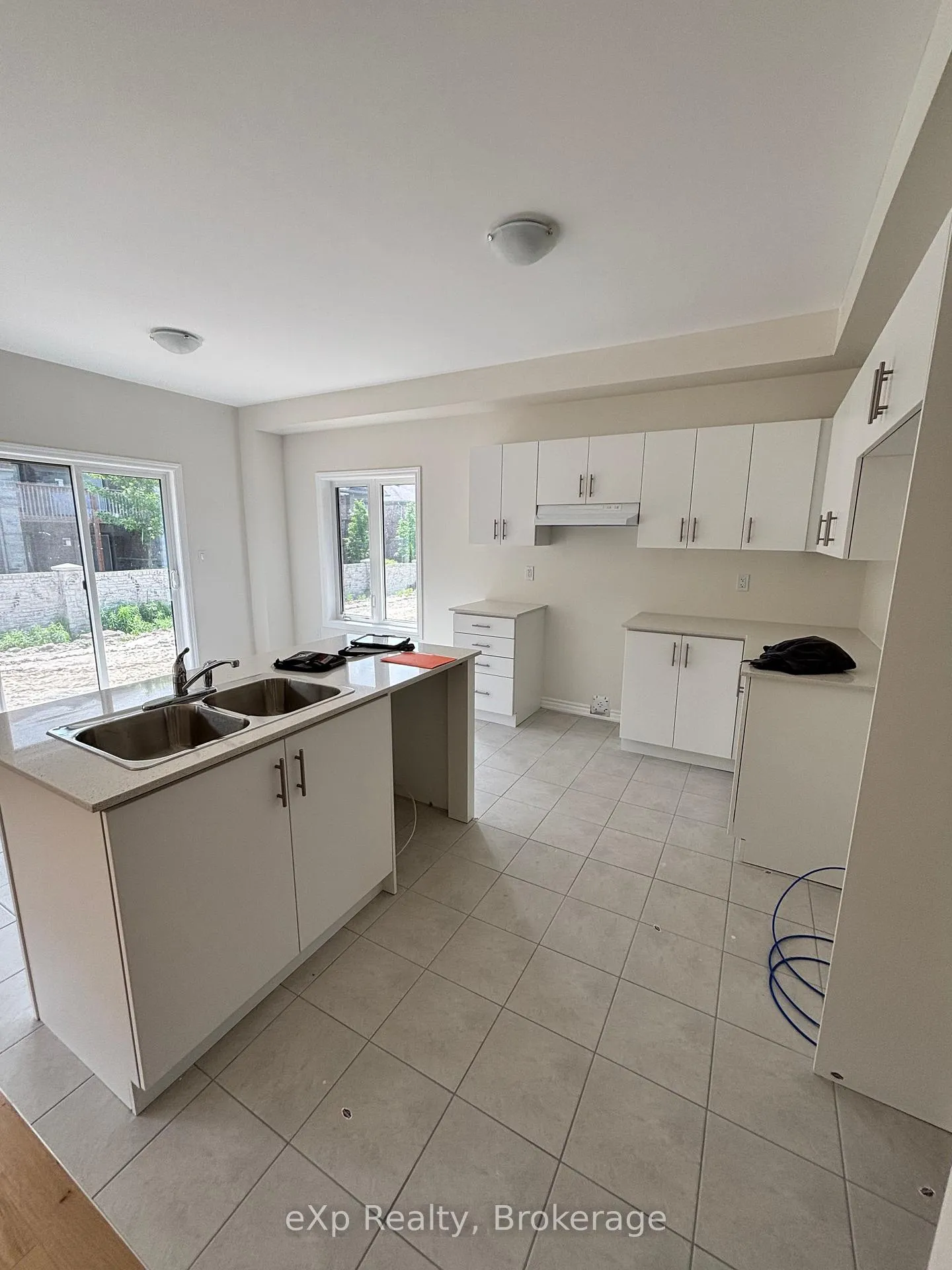 Photo 7 of 29 Lawrence D. Pridham Avenue, New Tecumseth, Rural New Tecumseth — HOMEH