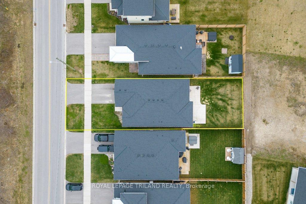 Photo 3 of 453 George Street, Central Elgin, Rural Central Elgin — HOMEH
