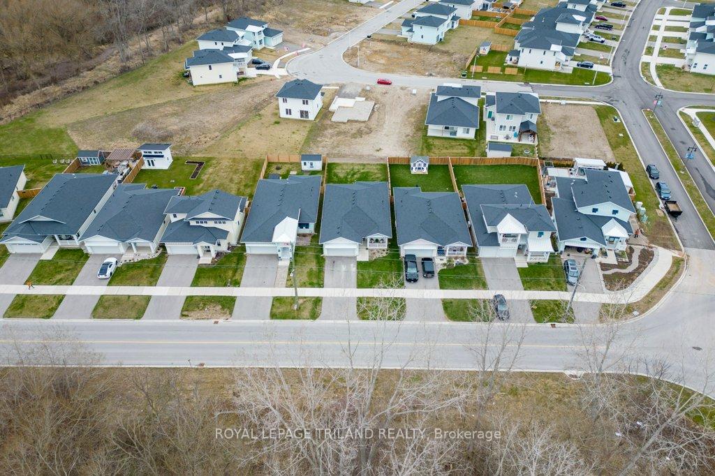 Photo 39 of 453 George Street, Central Elgin, Rural Central Elgin — HOMEH