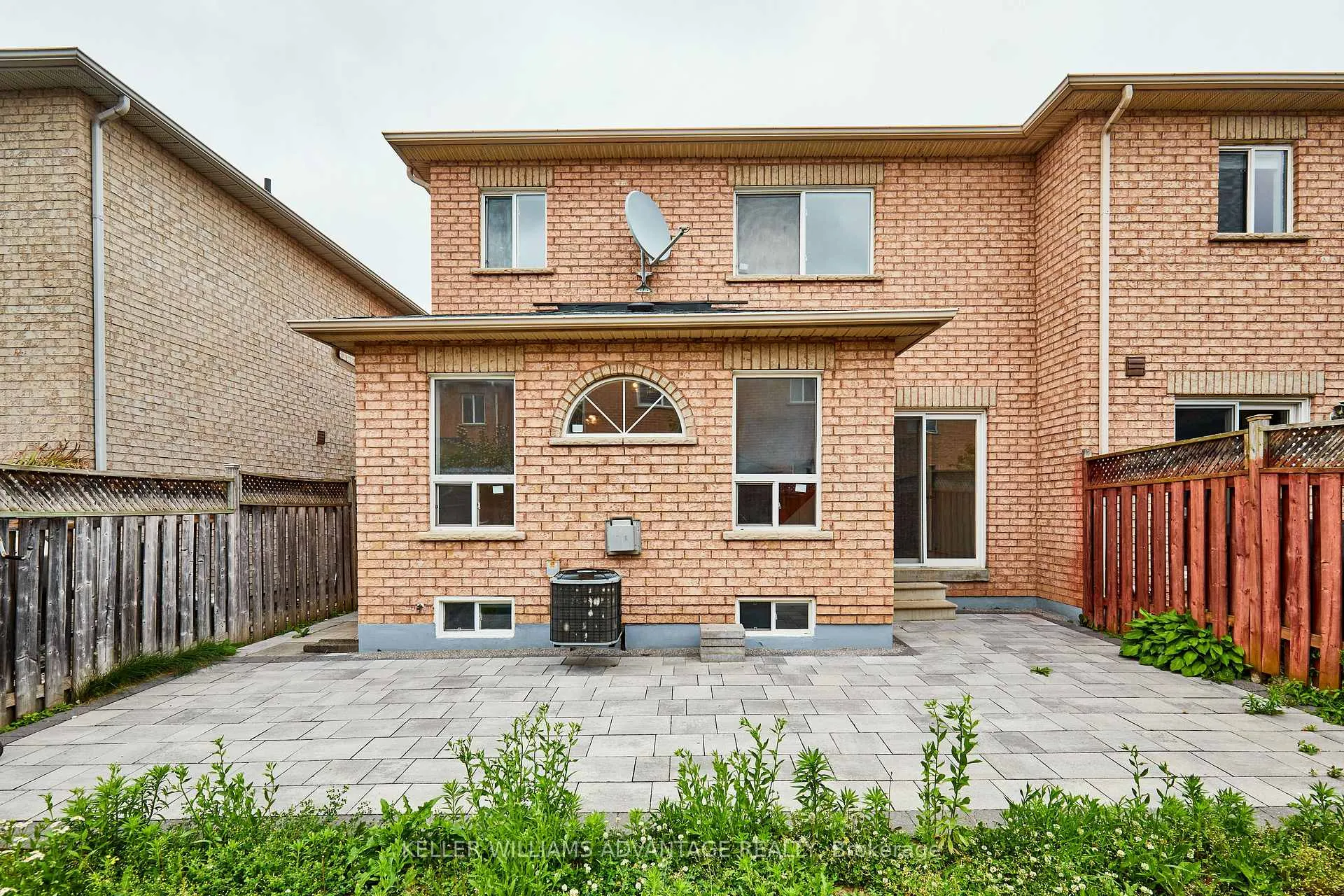 Photo 7 of 118 Timberwolf Crescent, Vaughan, Vellore Village — HOMEH