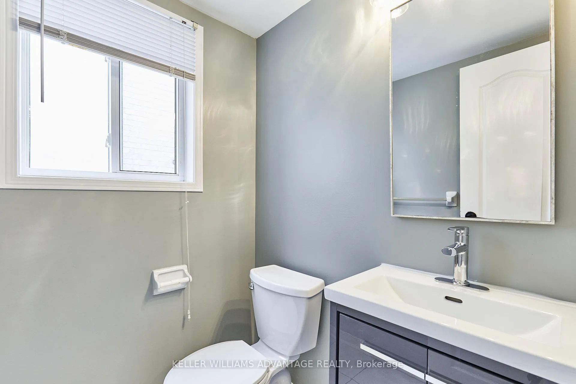 Photo 13 of 118 Timberwolf Crescent, Vaughan, Vellore Village — HOMEH