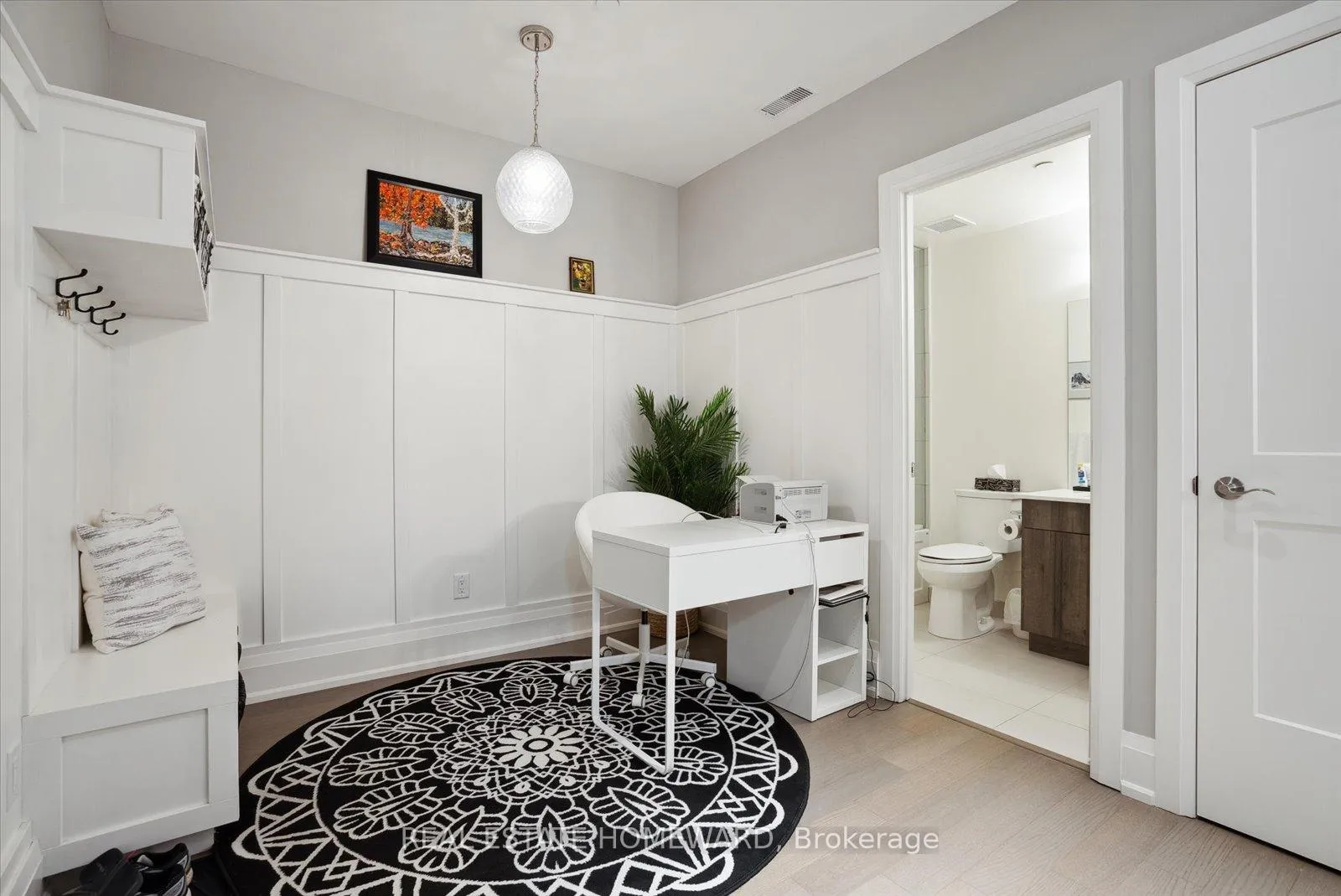 Photo 3 of Unit 202, 365 Beech Avenue, Toronto, The Beaches — HOMEH