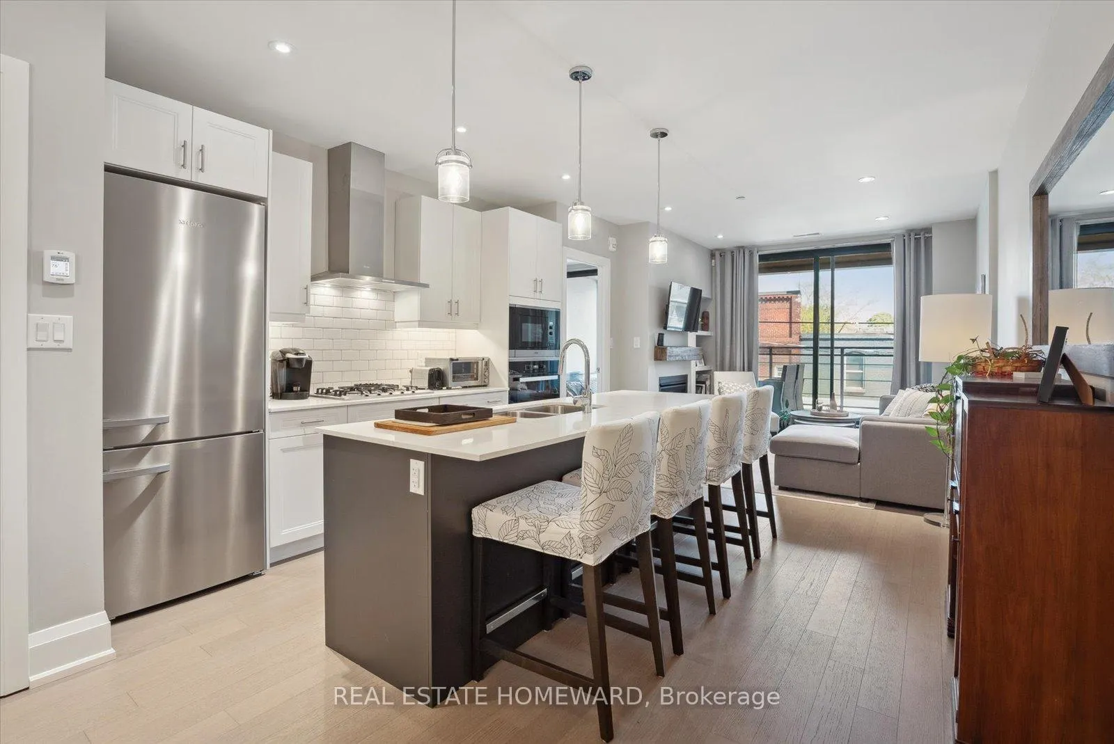 Photo 8 of Unit 202, 365 Beech Avenue, Toronto, The Beaches — HOMEH