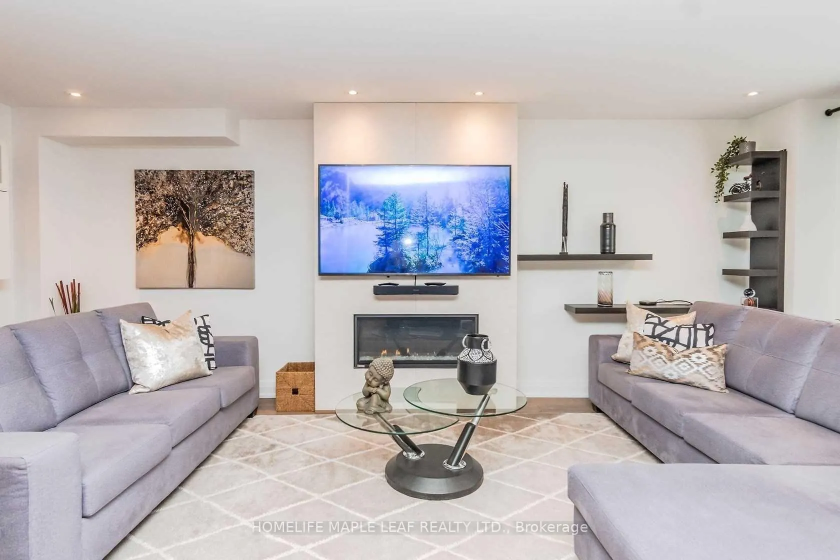 Photo 11 of 43 Donisi Avenue, Vaughan, Brownridge — HOMEH