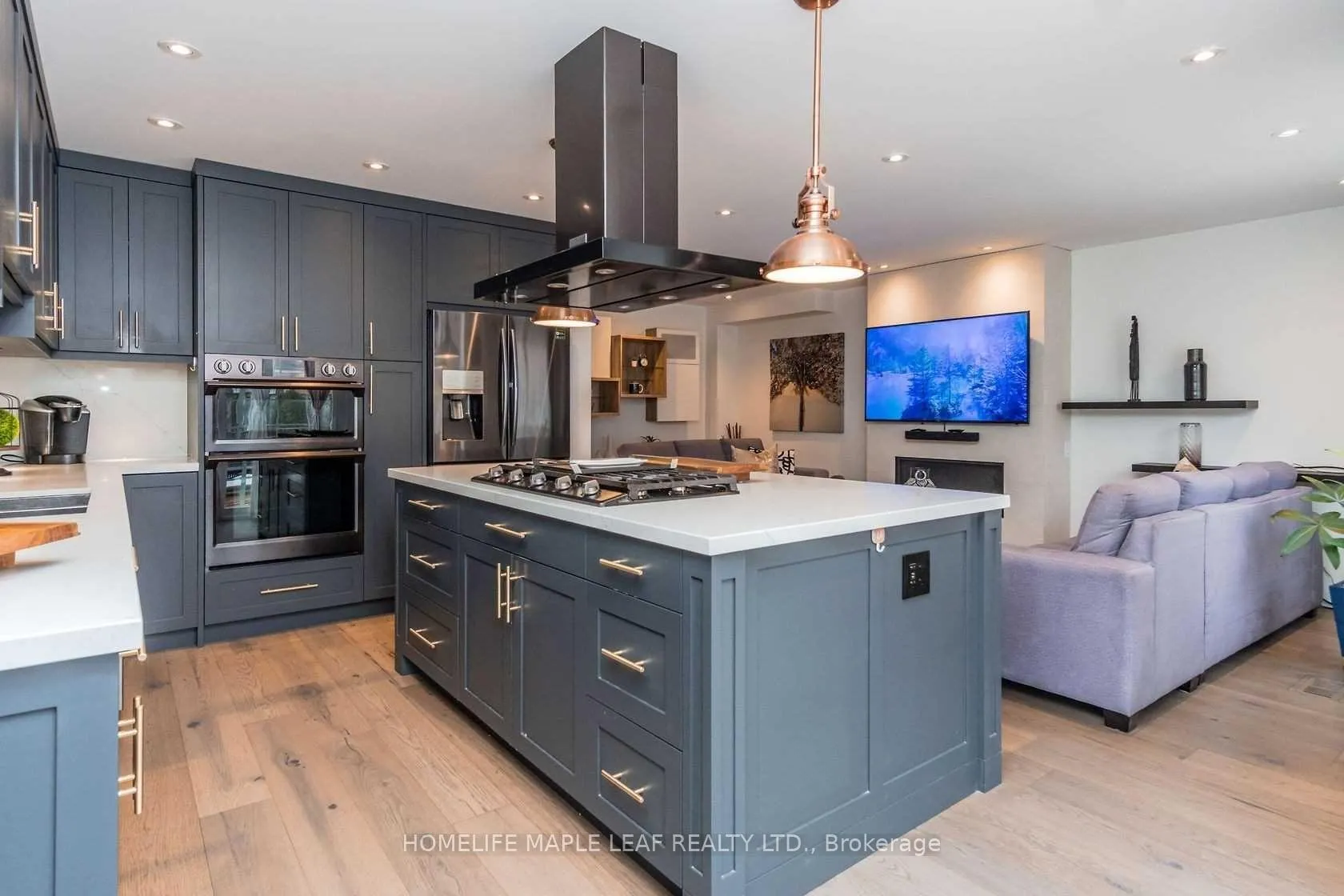 Photo 16 of 43 Donisi Avenue, Vaughan, Brownridge — HOMEH