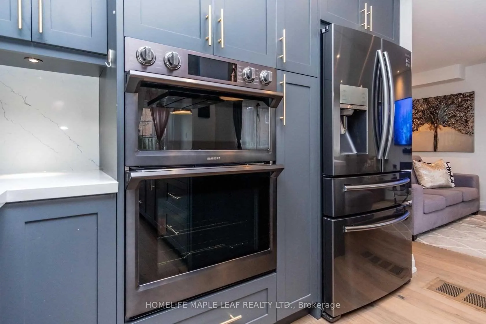 Photo 18 of 43 Donisi Avenue, Vaughan, Brownridge — HOMEH