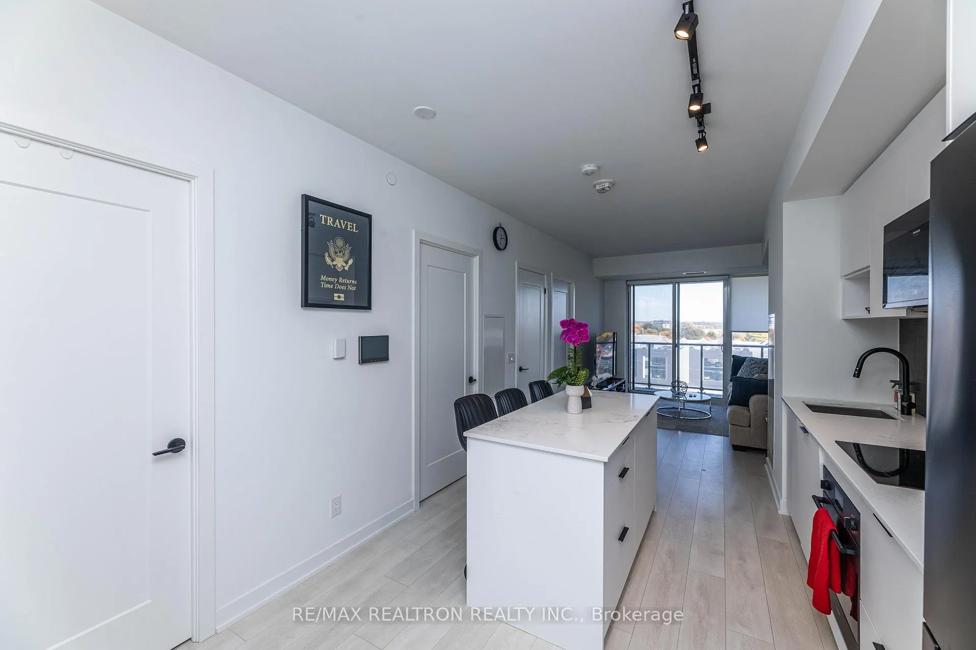 Photo 6 of Unit 701, 5 Defries Street, Toronto, Regent Park — HOMEH