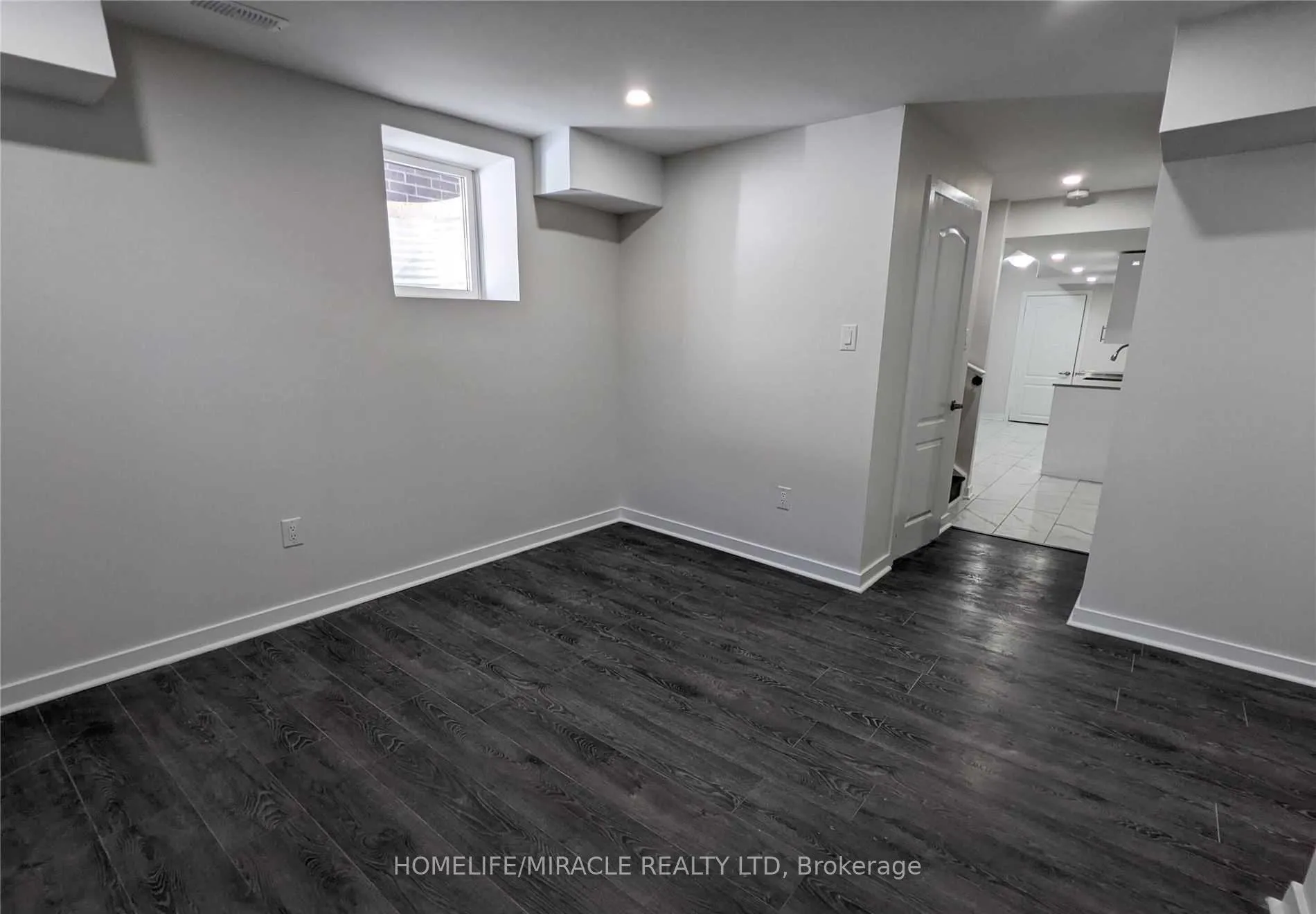 Photo 5 of Unit Basement, 14 Cyclone Trail, Brampton, Northwest Brampton — HOMEH
