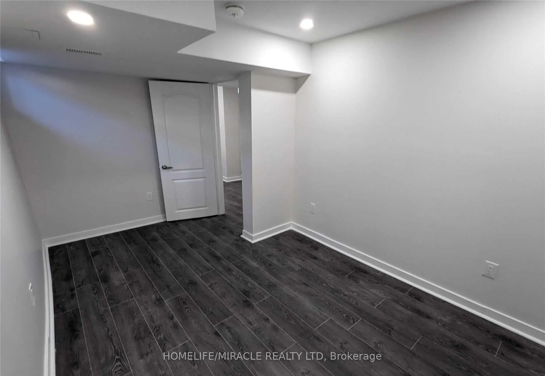 Photo 7 of Unit Basement, 14 Cyclone Trail, Brampton, Northwest Brampton — HOMEH