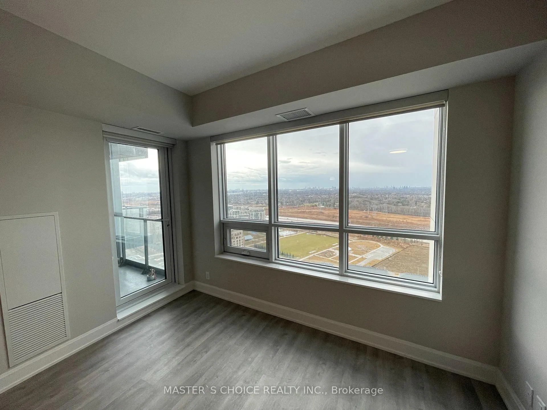 Photo 7 of Unit 2807, 38 Gandhi Lane, Markham, Thornhill — HOMEH