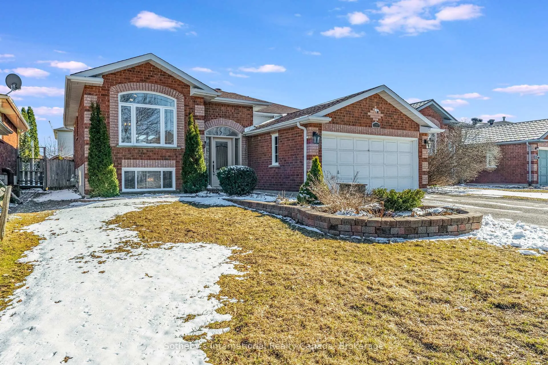 Front of 299 Harvie Road