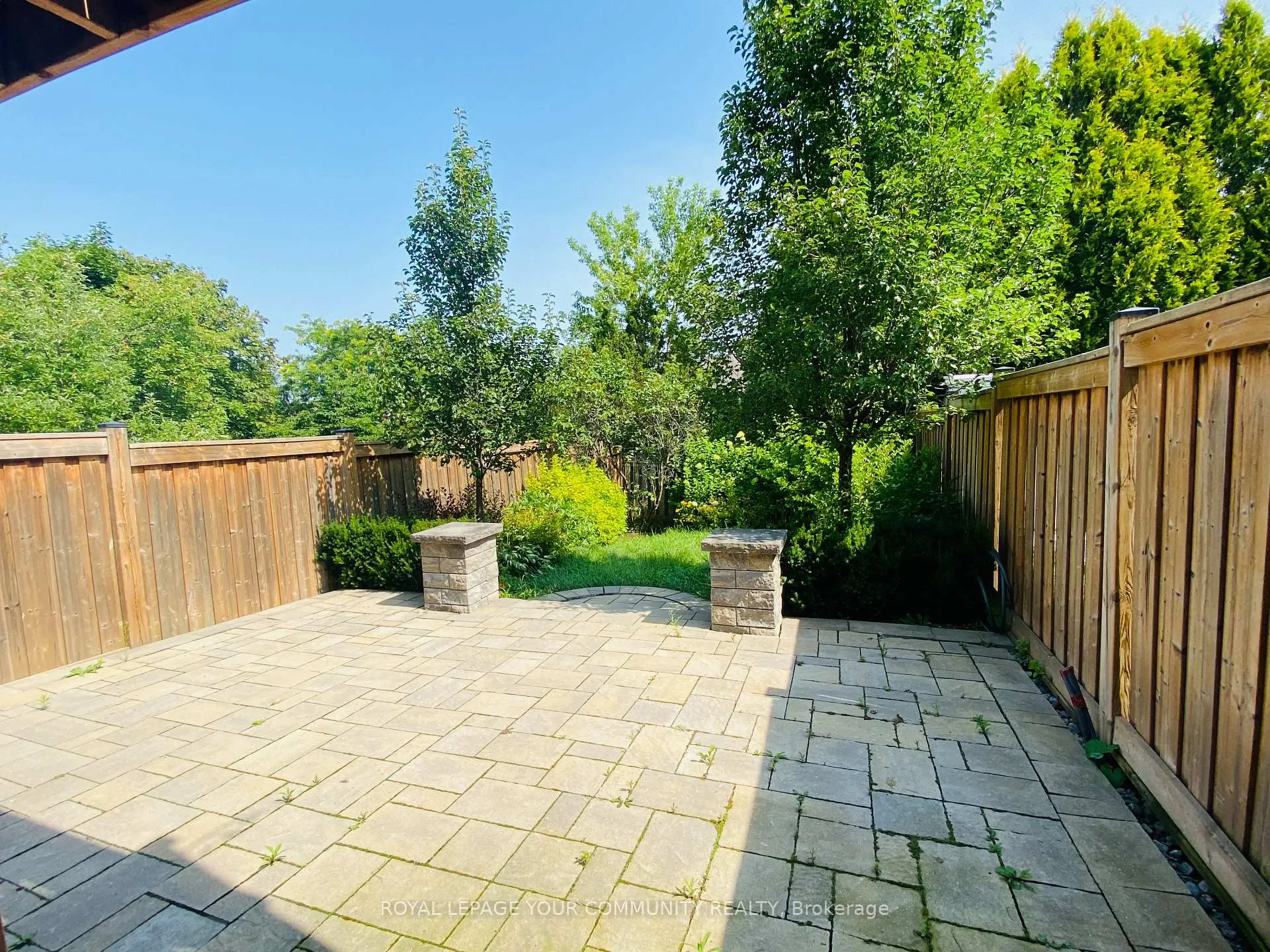 Photo 6 of Unit Bsmt, 15 Fife Road, Aurora, Aurora Grove — HOMEH