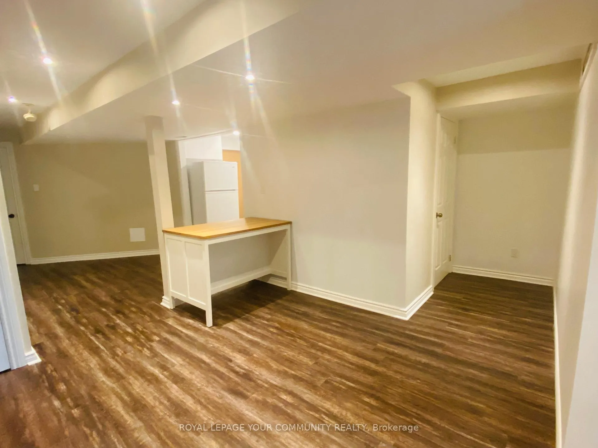 Photo 20 of Unit Bsmt, 15 Fife Road, Aurora, Aurora Grove — HOMEH