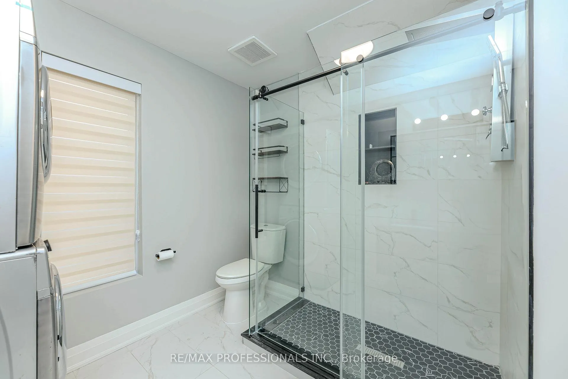 Photo 17 of Unit 1, 295 Deepsprings Crescent, Vaughan, Vellore Village — HOMEH
