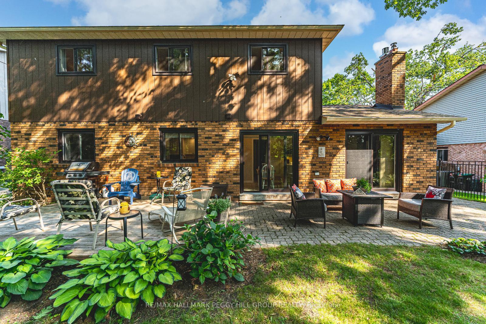 Photo 20 of 19 Oakridge Drive, Barrie, Sunnidale — HOMEH
