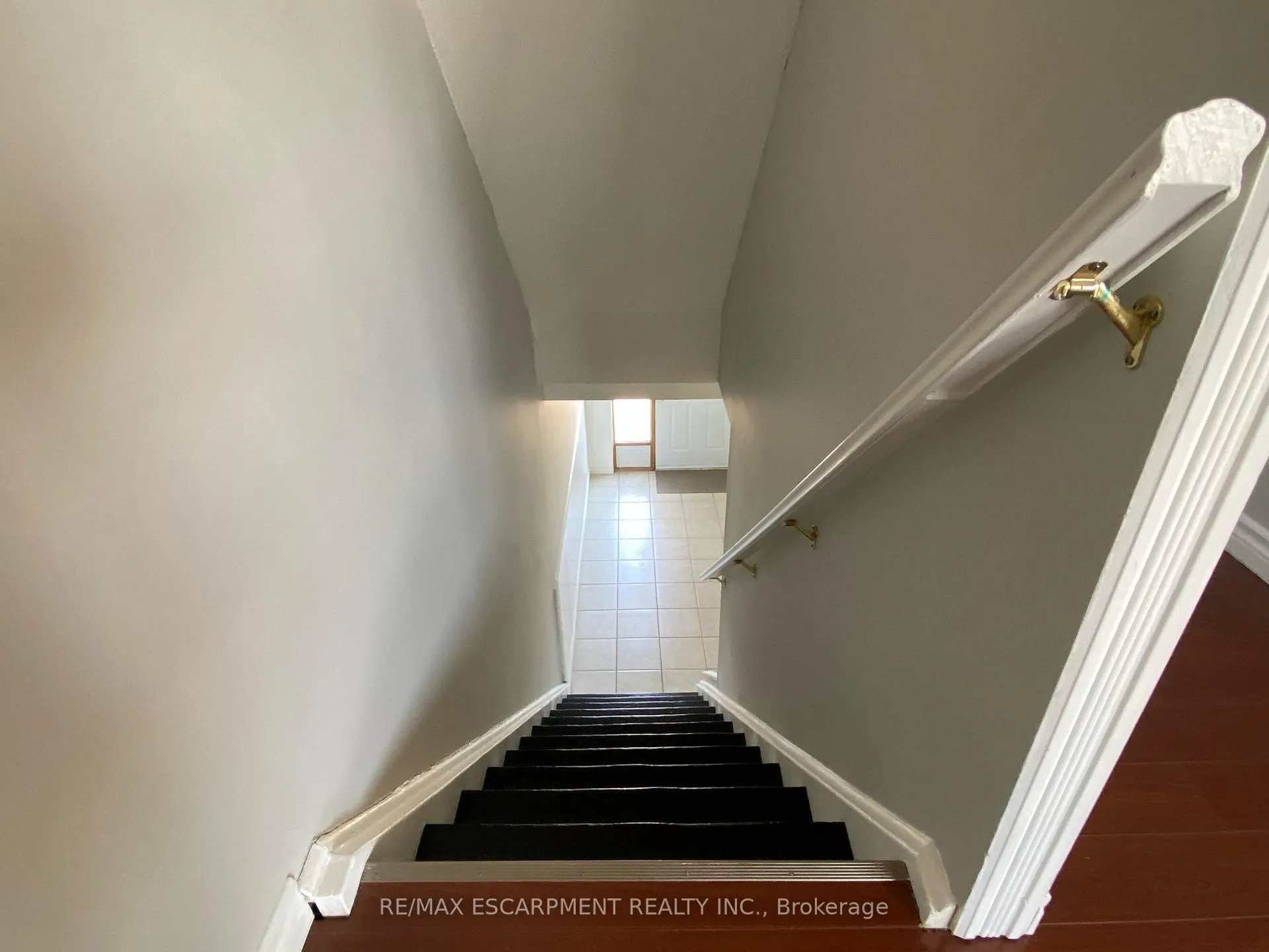 Photo 21 of Unit 3, 1025 Upper Gage Avenue, Hamilton, Berrisfield — HOMEH