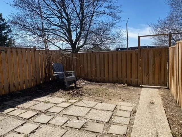 Photo 26 of Unit 3, 1025 Upper Gage Avenue, Hamilton, Berrisfield — HOMEH