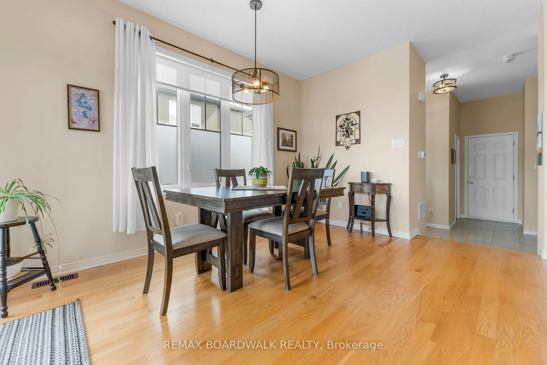 Photo 11 of 110 Riddell Street, Carleton Place — HOMEH