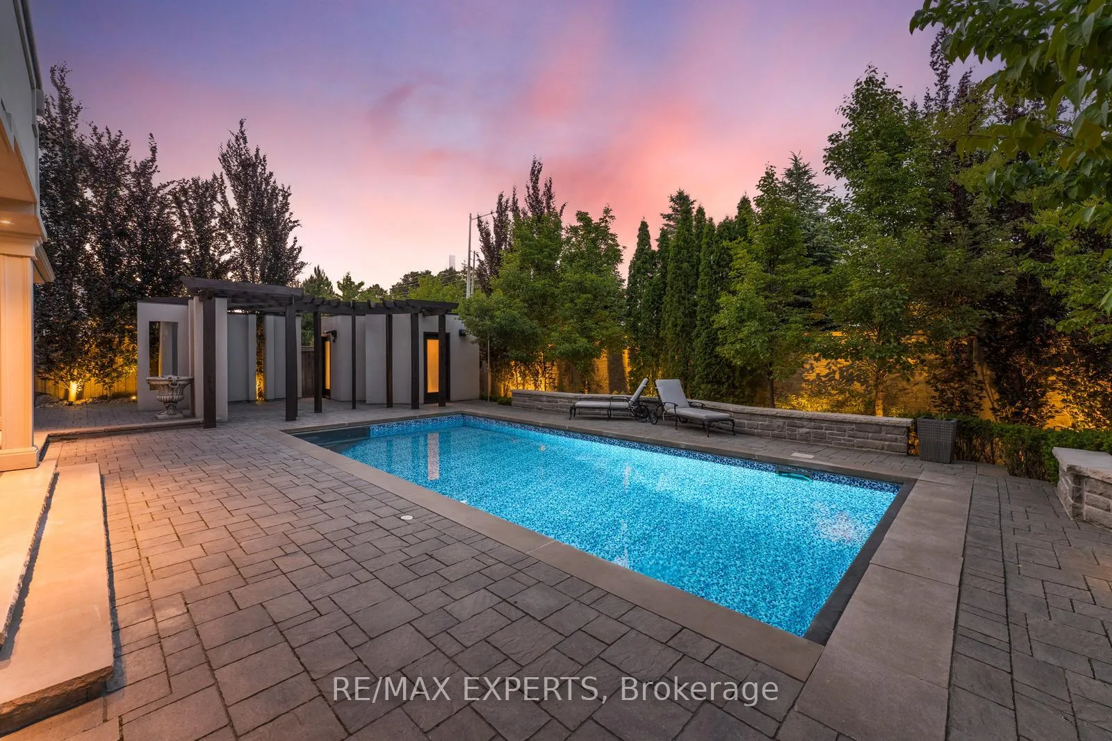 Photo 1 of 59 Sarracini Crescent E, Vaughan, Islington Woods — HOMEH