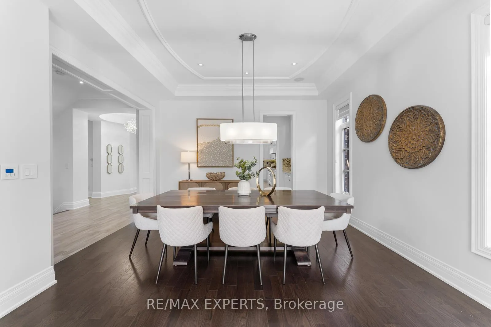 Photo 9 of 59 Sarracini Crescent E, Vaughan, Islington Woods — HOMEH