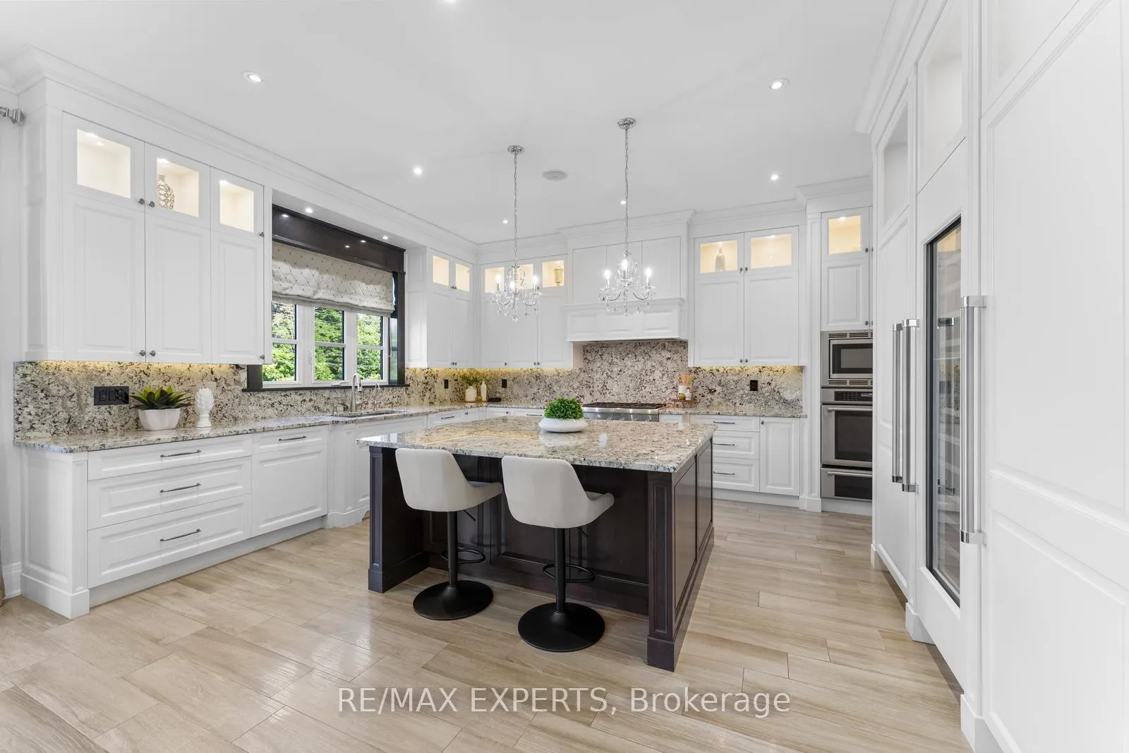 Photo 12 of 59 Sarracini Crescent E, Vaughan, Islington Woods — HOMEH