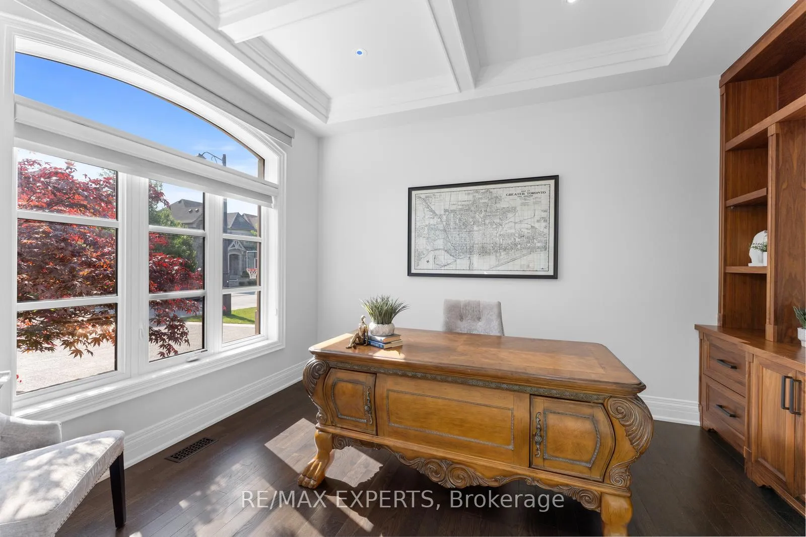Photo 17 of 59 Sarracini Crescent E, Vaughan, Islington Woods — HOMEH