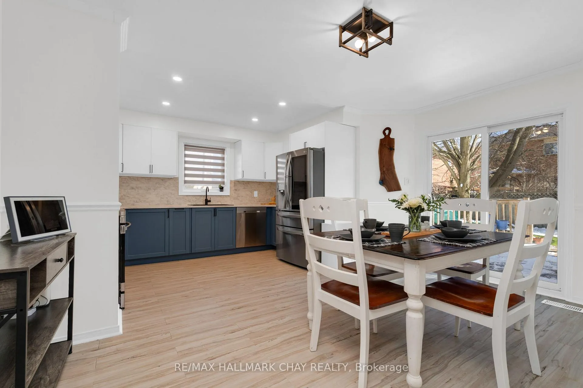 Photo 9 of 17 Cuthbert Street, Barrie, Ardagh — HOMEH
