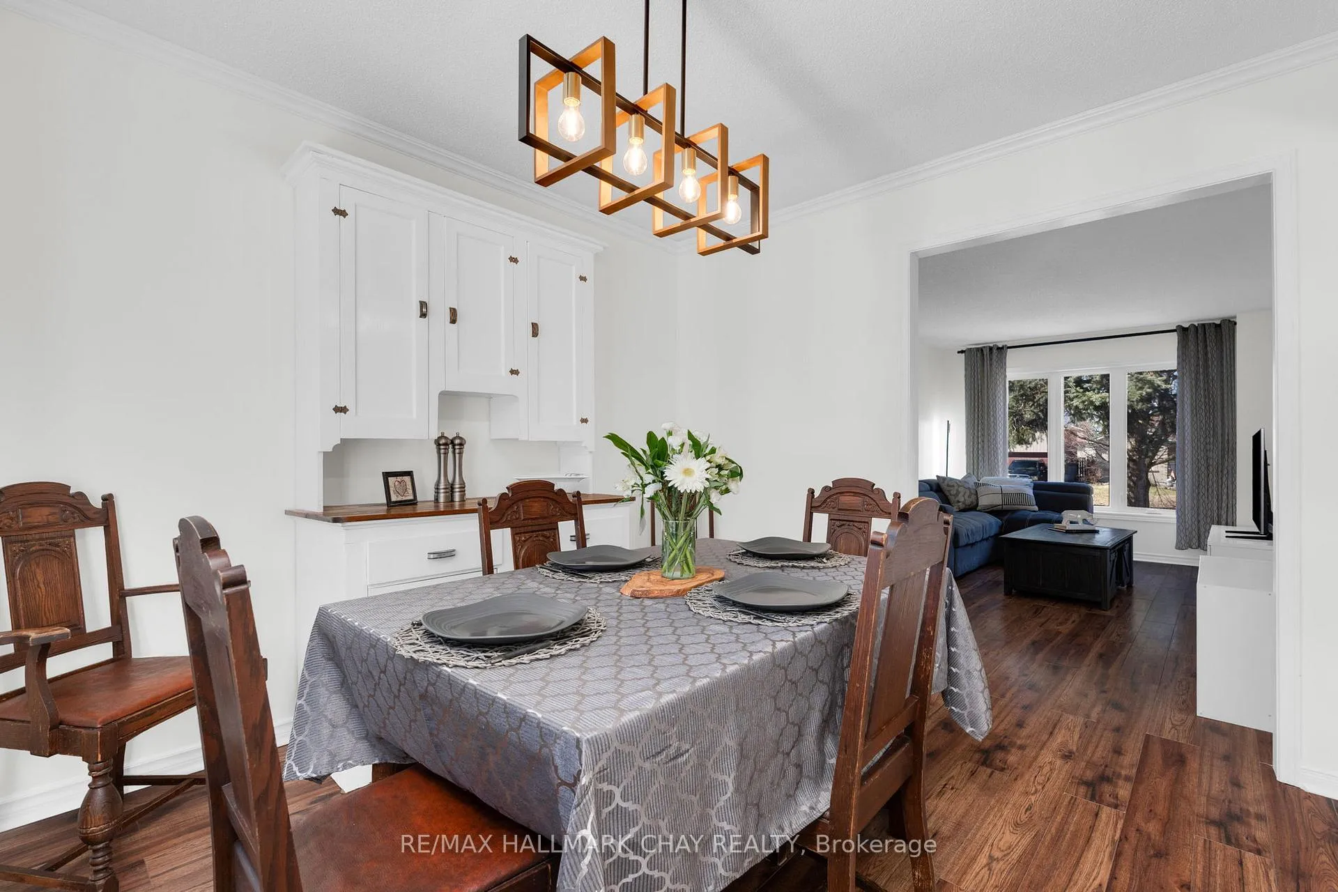 Photo 10 of 17 Cuthbert Street, Barrie, Ardagh — HOMEH