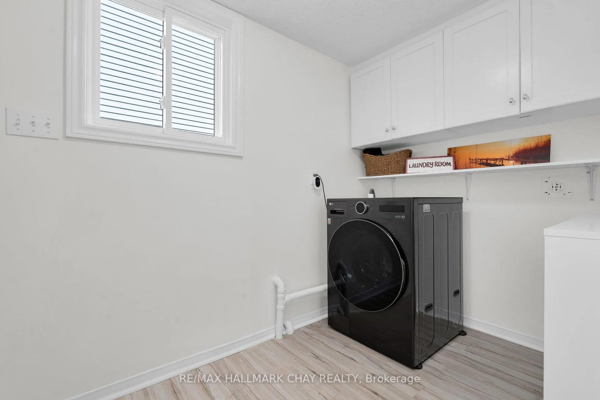 Photo 13 of 17 Cuthbert Street, Barrie, Ardagh — HOMEH