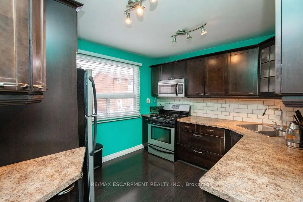 Photo 6 of Unit 27, 90 Magnolia Drive, Hamilton, Mountview — HOMEH