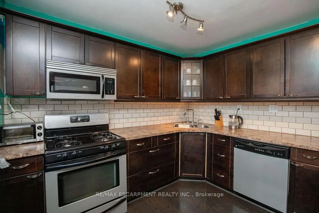 Photo 7 of Unit 27, 90 Magnolia Drive, Hamilton, Mountview — HOMEH
