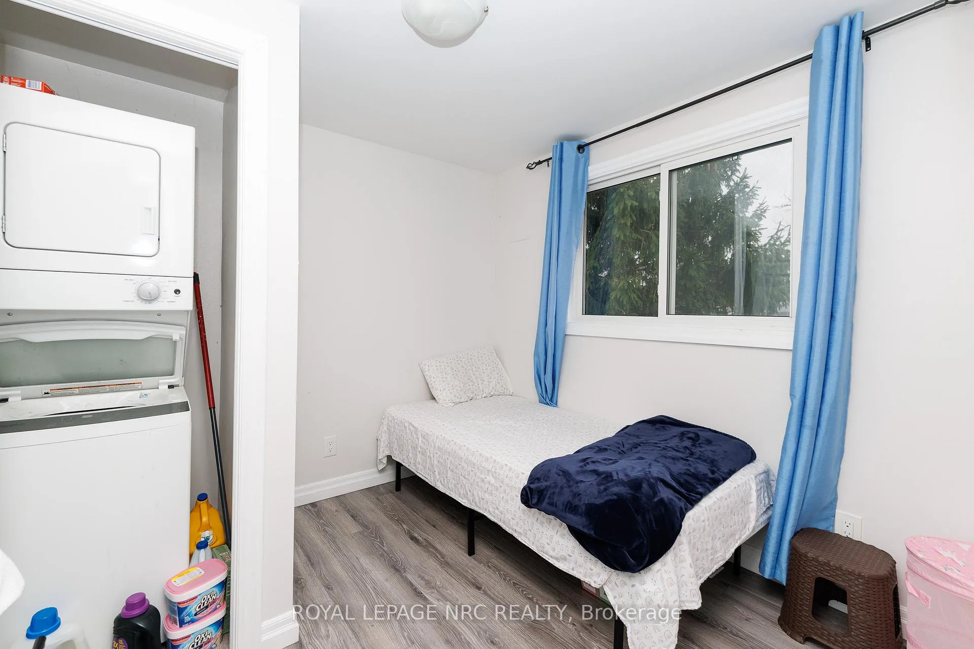 Photo 16 of 14 Roxborough Court, St. Catharines, Carlton/Bunting — HOMEH