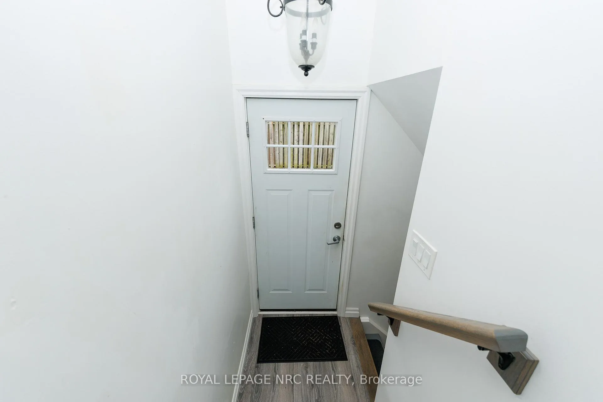 Photo 19 of 14 Roxborough Court, St. Catharines, Carlton/Bunting — HOMEH
