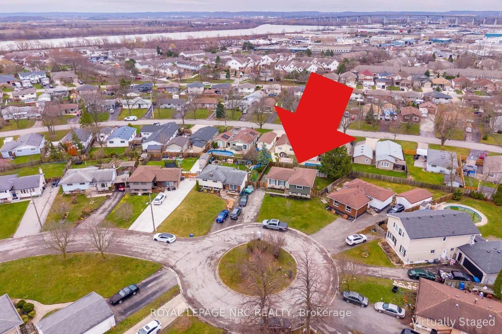 Photo 41 of 14 Roxborough Court, St. Catharines, Carlton/Bunting — HOMEH