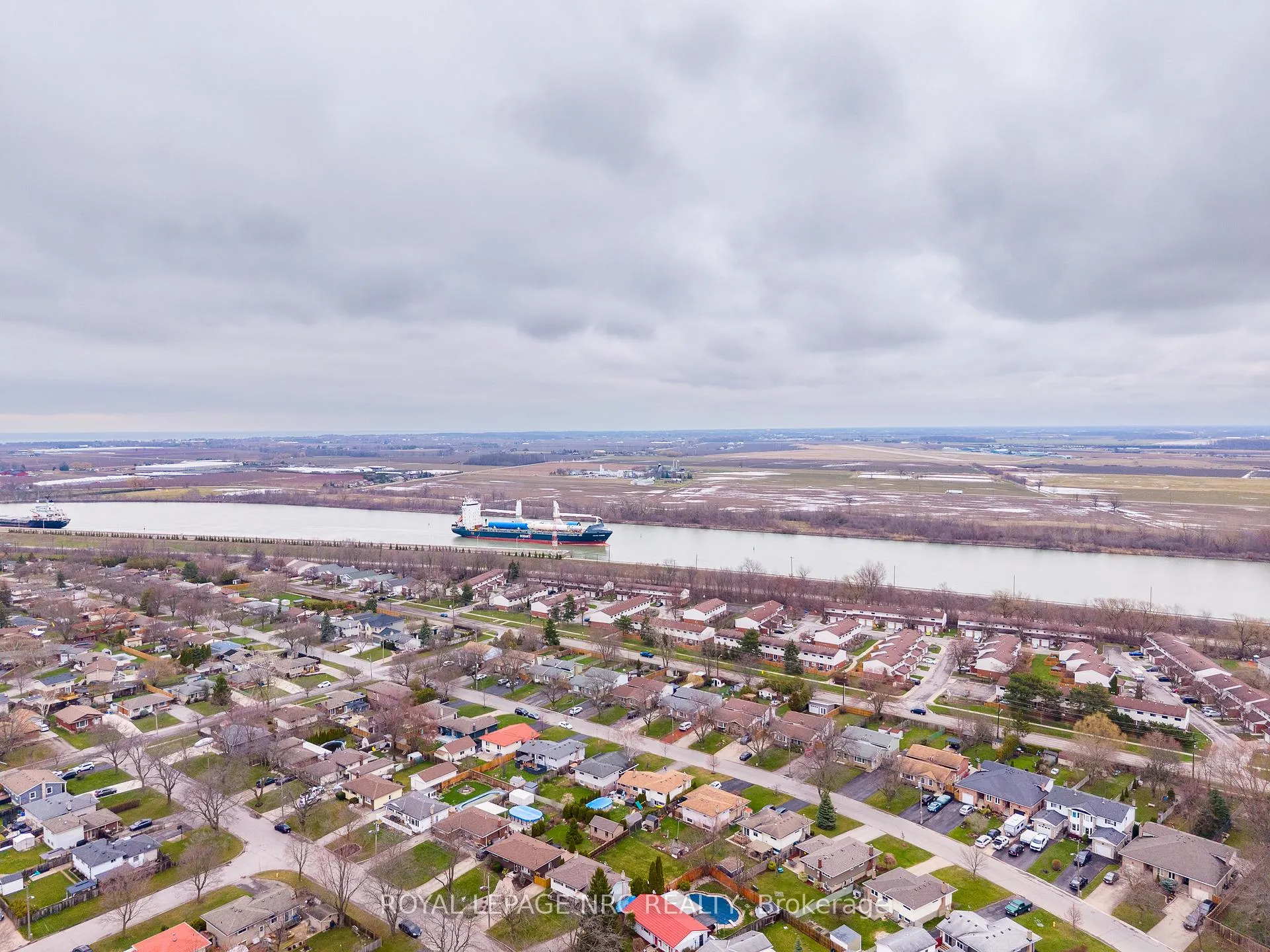 Photo 44 of 14 Roxborough Court, St. Catharines, Carlton/Bunting — HOMEH
