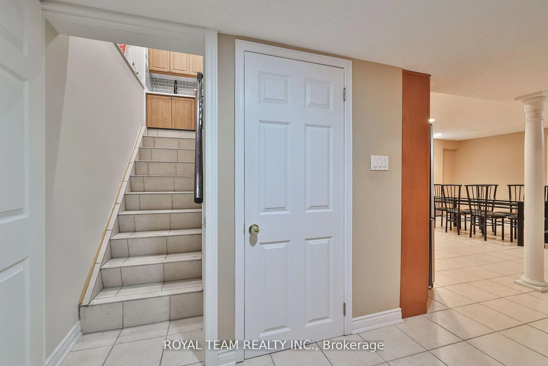 Photo 3 of Unit Lower, 62 Kingly Crest Way, Vaughan, Sonoma Heights — HOMEH