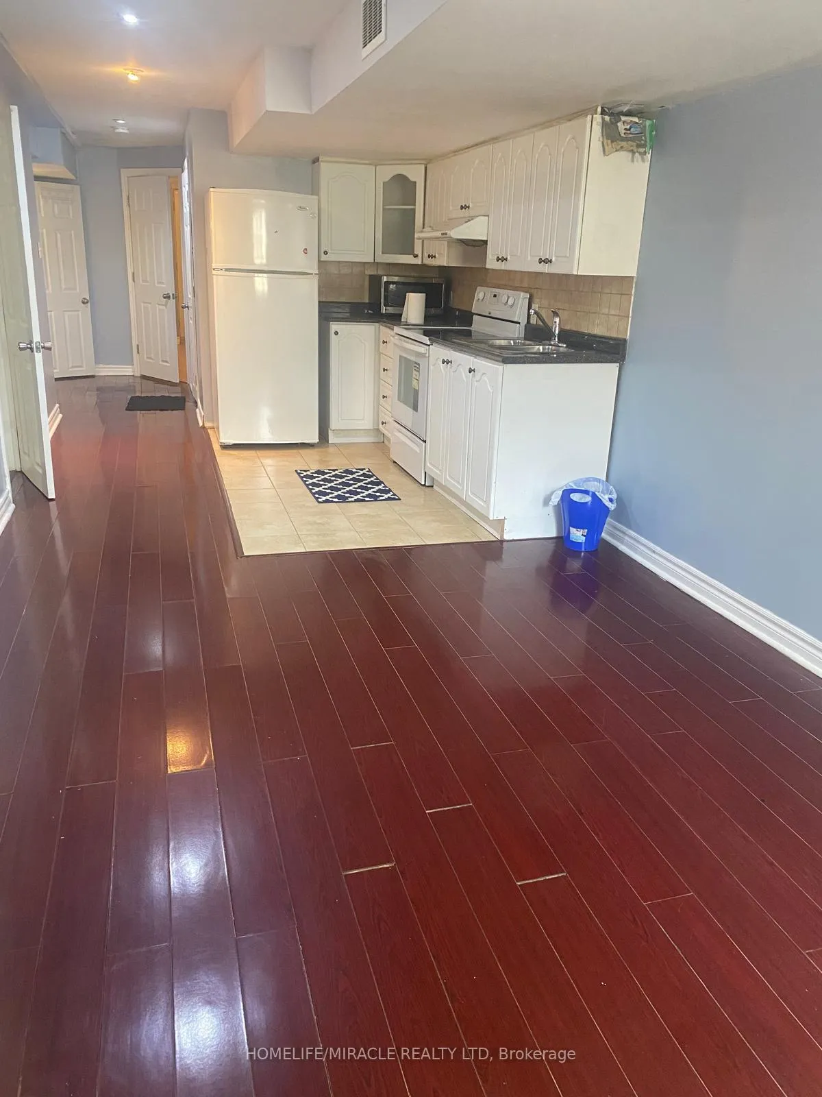 Photo 6 of Unit basement, 9 National pine Drive, Vaughan, Maple — HOMEH