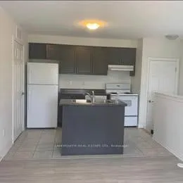 Photo 4 of Unit Coach House, 17 Frank Ash Street, Markham, Cornell — HOMEH