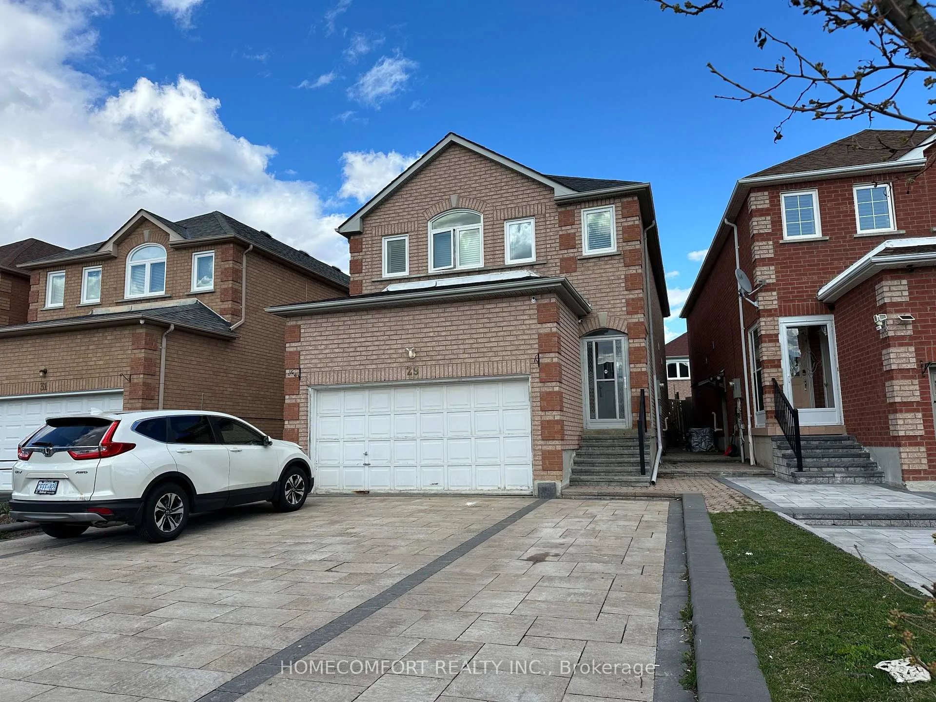 Front of Unit Main FL, 29 Sophia Road