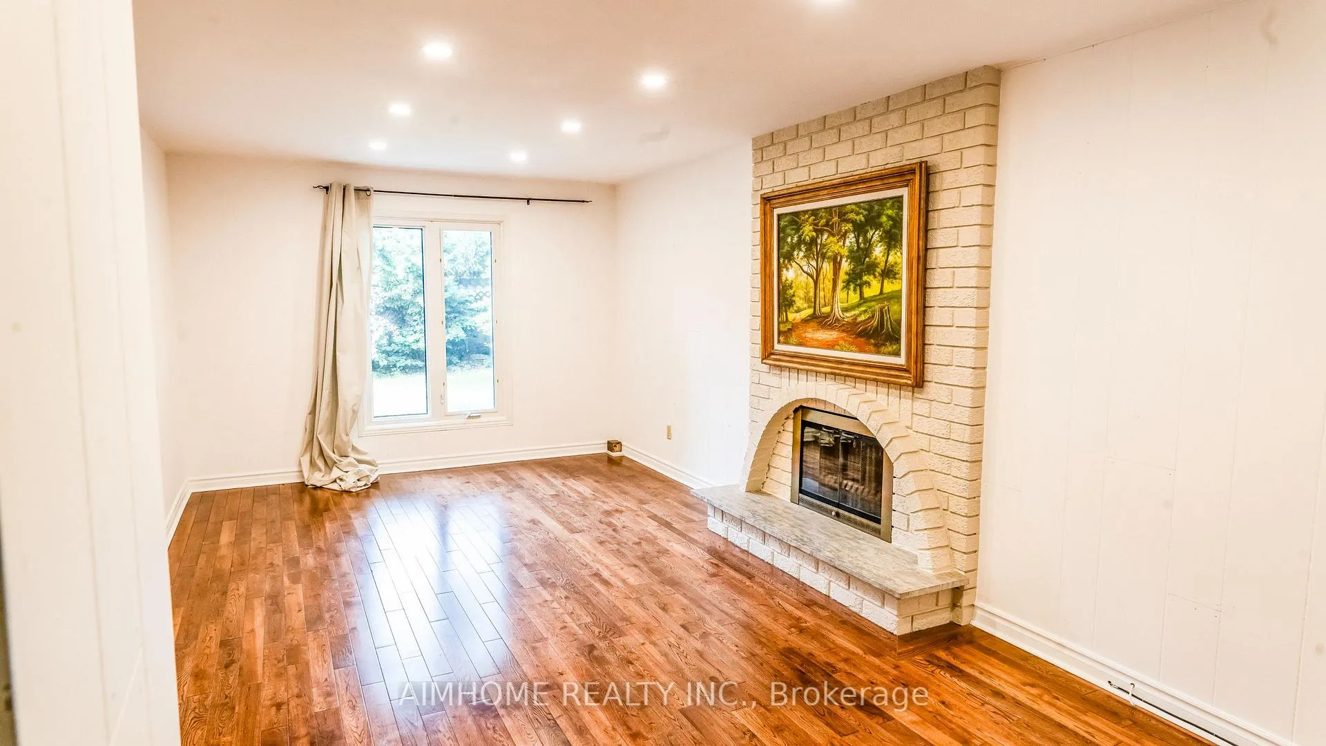 Photo 9 of 59 Peterborough Avenue, Markham, Thornlea — HOMEH