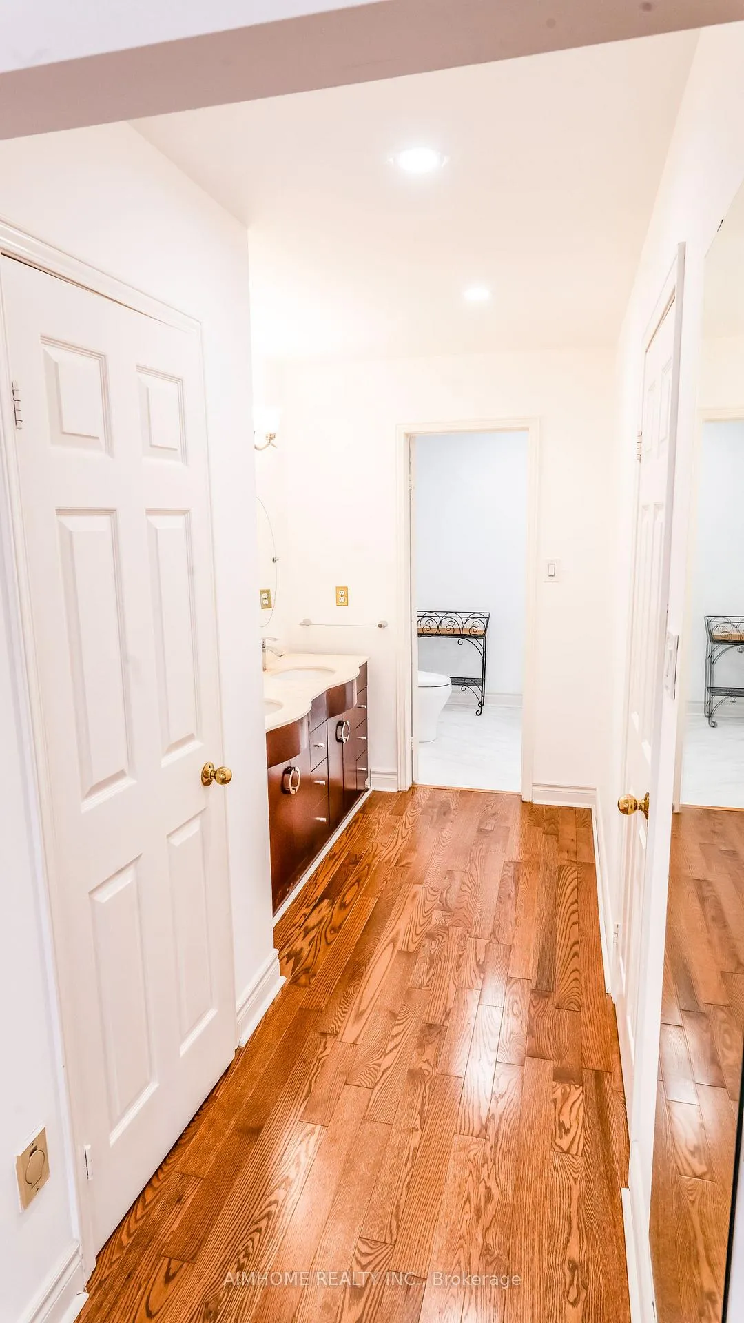 Photo 15 of 59 Peterborough Avenue, Markham, Thornlea — HOMEH