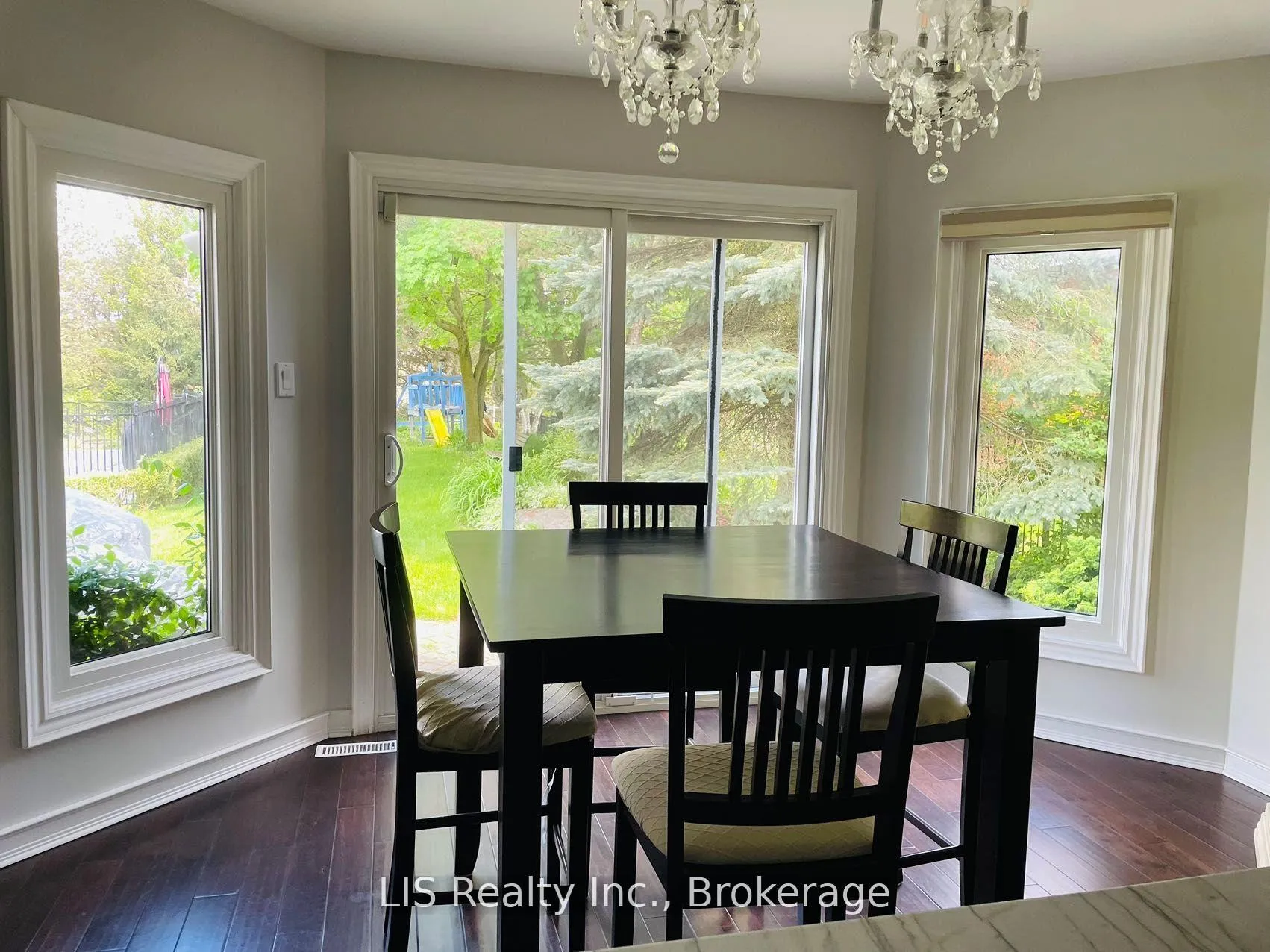 Photo 12 of 109 Treegrove Circ, Aurora, Hills of St Andrew — HOMEH