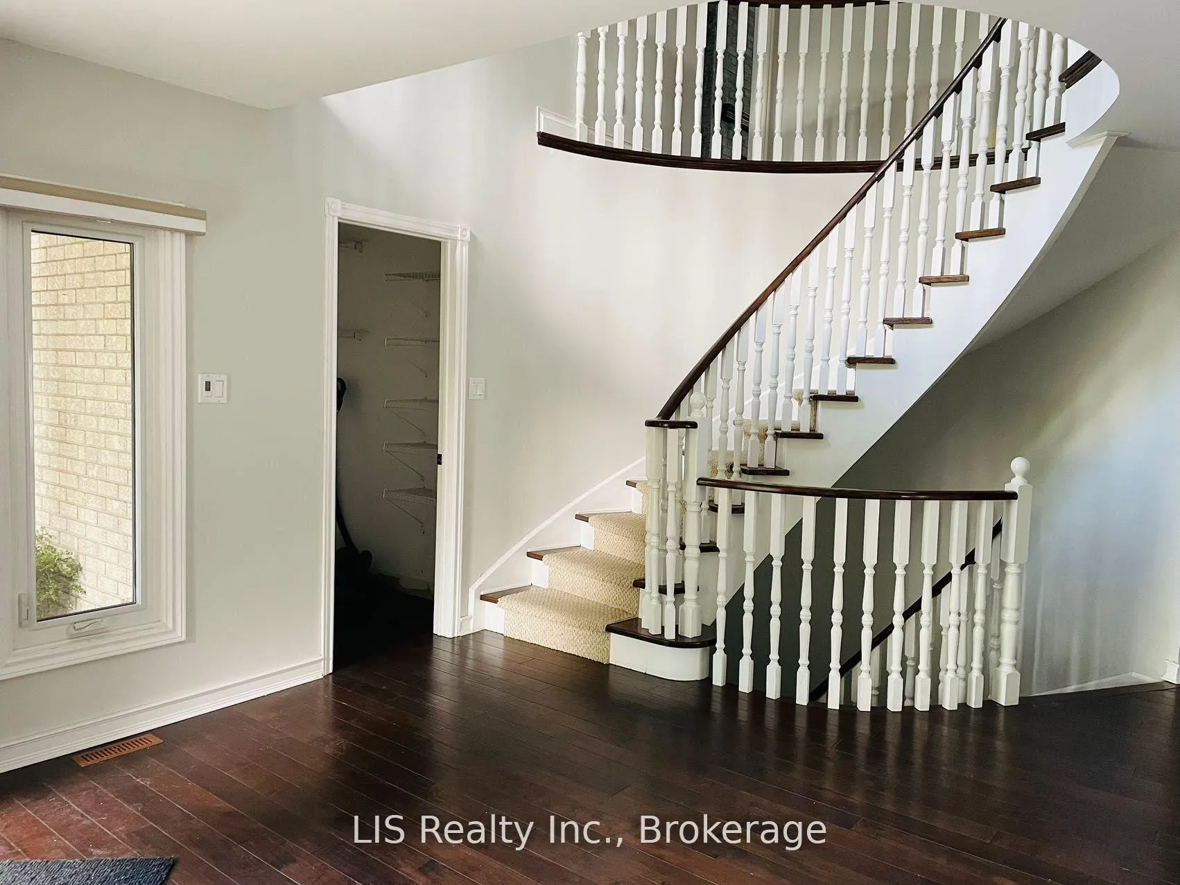 Photo 16 of 109 Treegrove Circ, Aurora, Hills of St Andrew — HOMEH