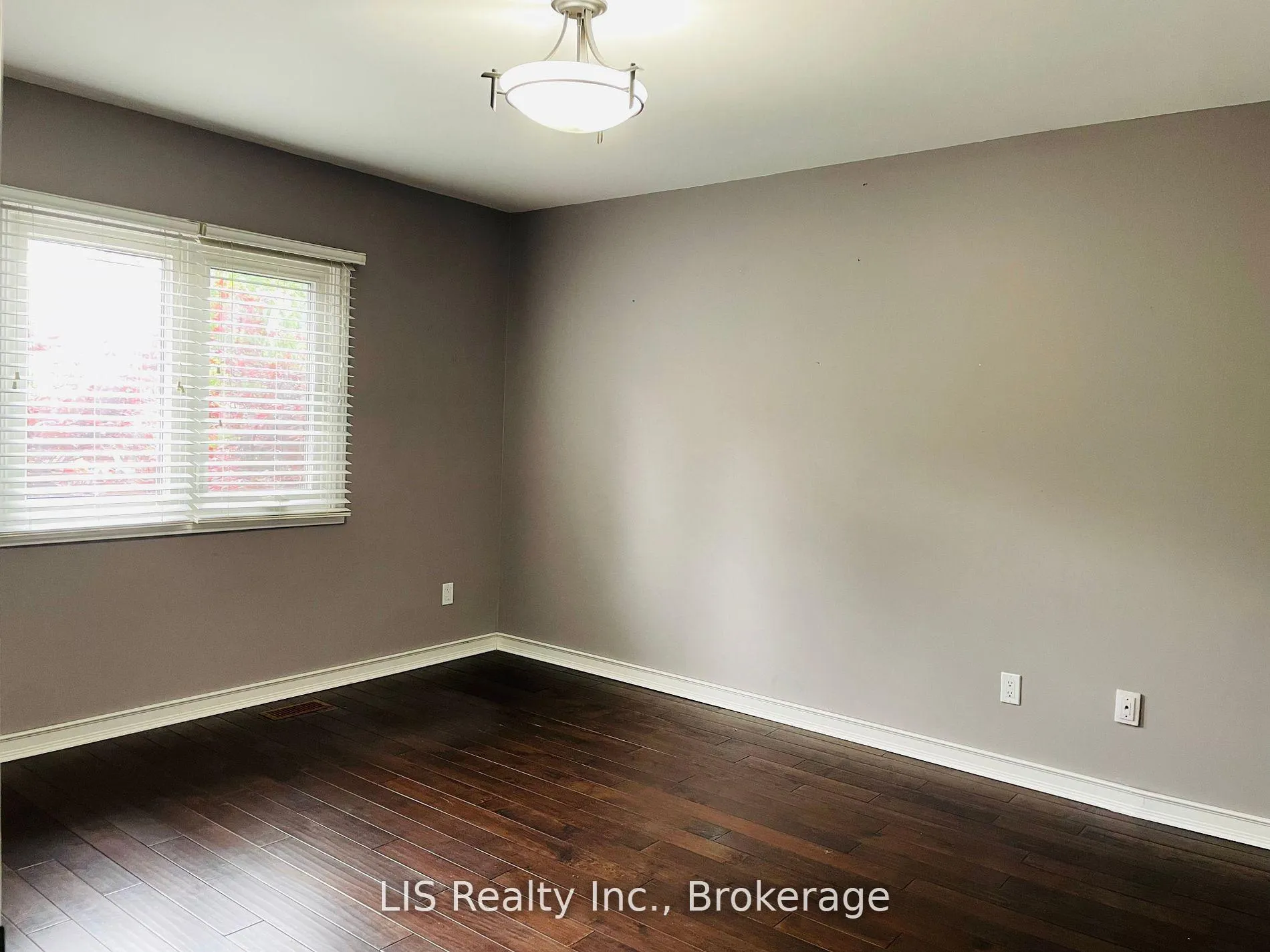 Photo 24 of 109 Treegrove Circ, Aurora, Hills of St Andrew — HOMEH