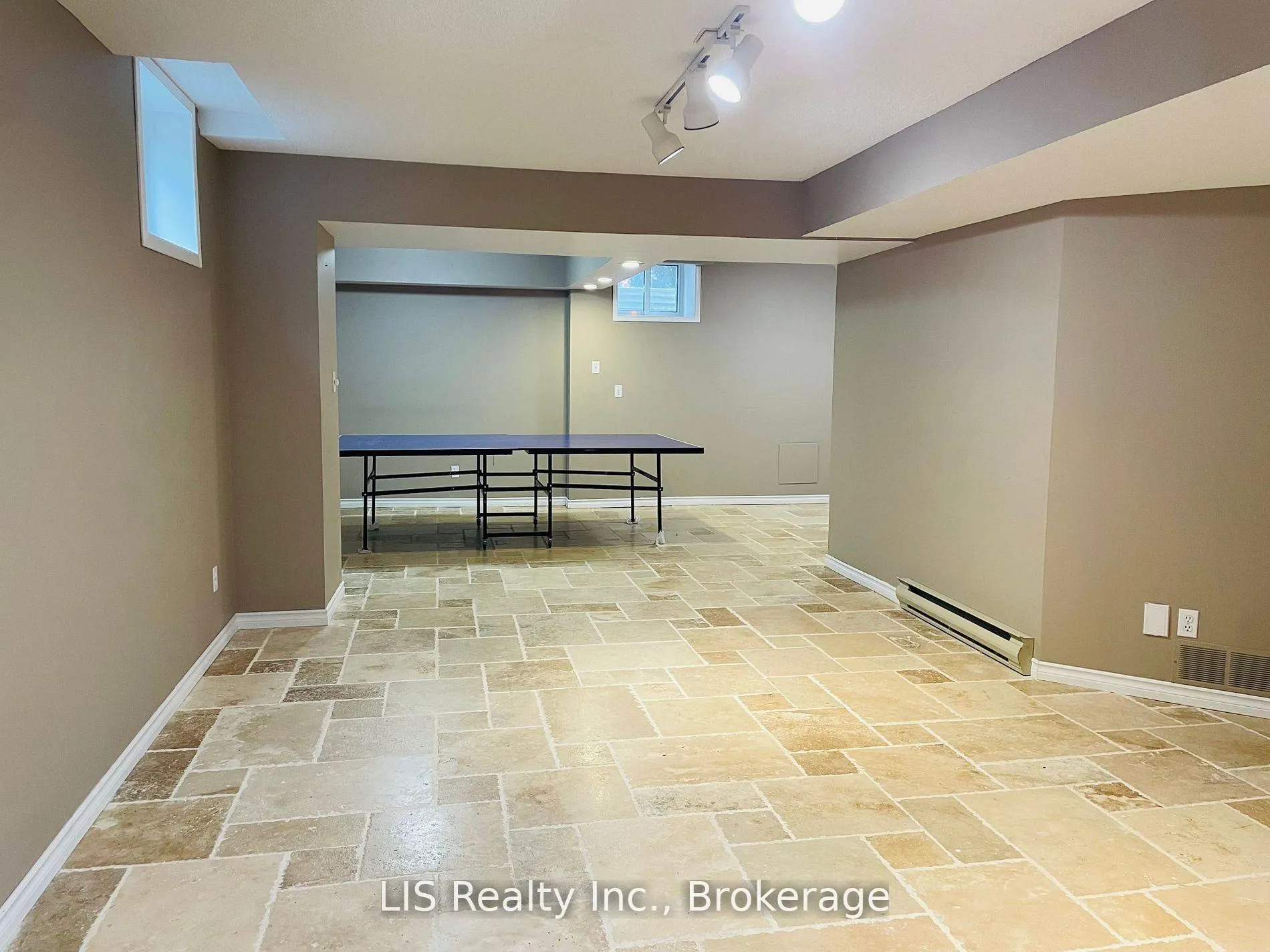Photo 25 of 109 Treegrove Circ, Aurora, Hills of St Andrew — HOMEH