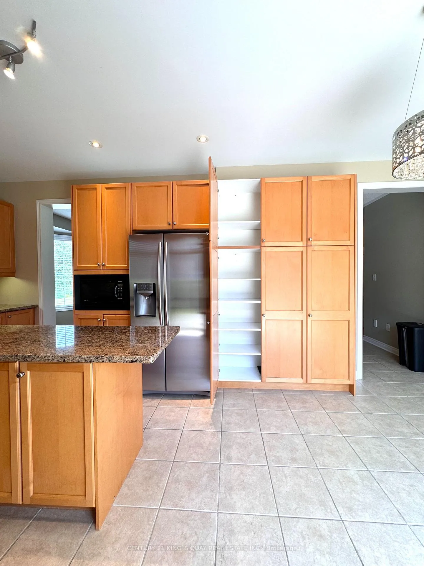 Photo 12 of 48 Winter Creek Crescent, Markham, Victoria Manor-Jennings Gate — HOMEH