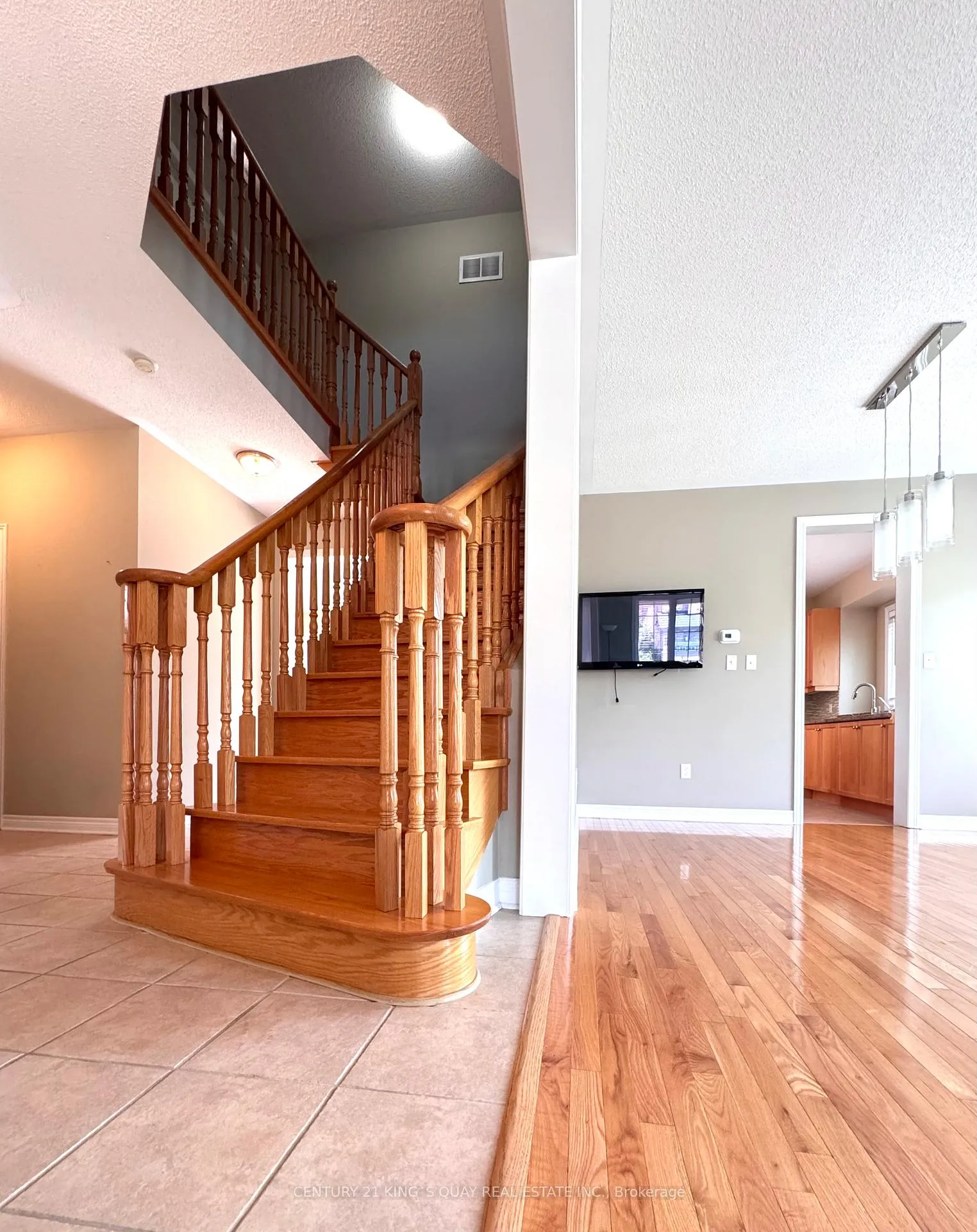 Photo 20 of 48 Winter Creek Crescent, Markham, Victoria Manor-Jennings Gate — HOMEH
