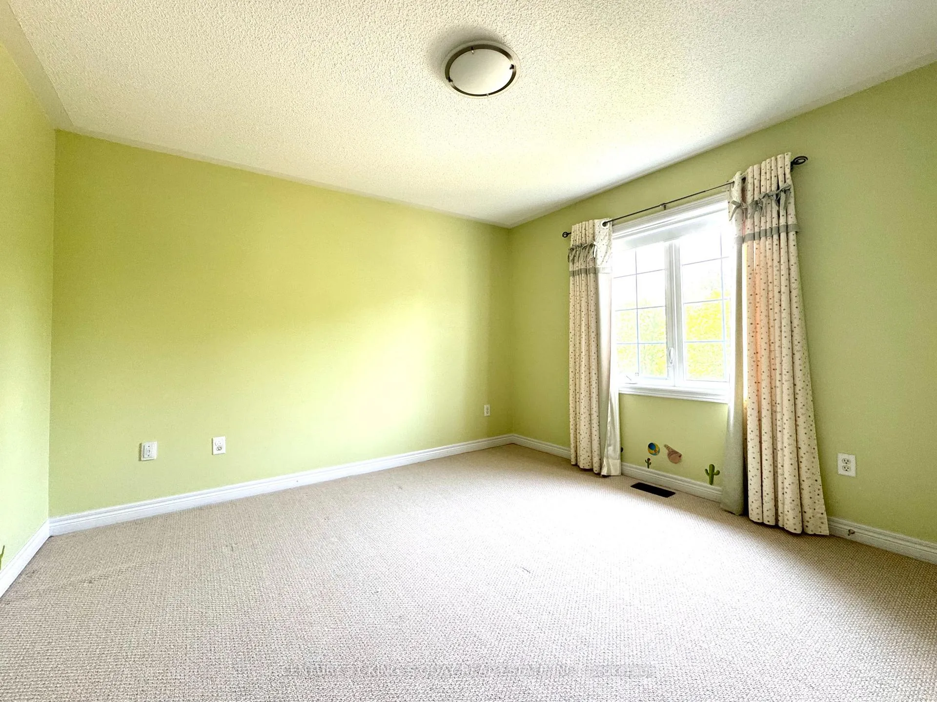 Photo 29 of 48 Winter Creek Crescent, Markham, Victoria Manor-Jennings Gate — HOMEH