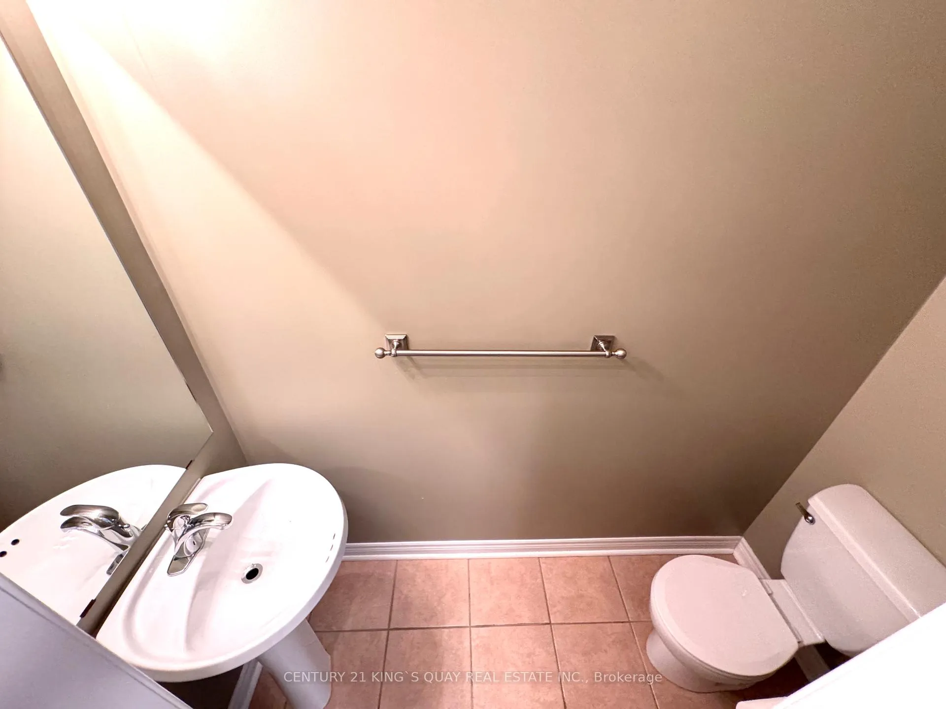 Photo 43 of 48 Winter Creek Crescent, Markham, Victoria Manor-Jennings Gate — HOMEH