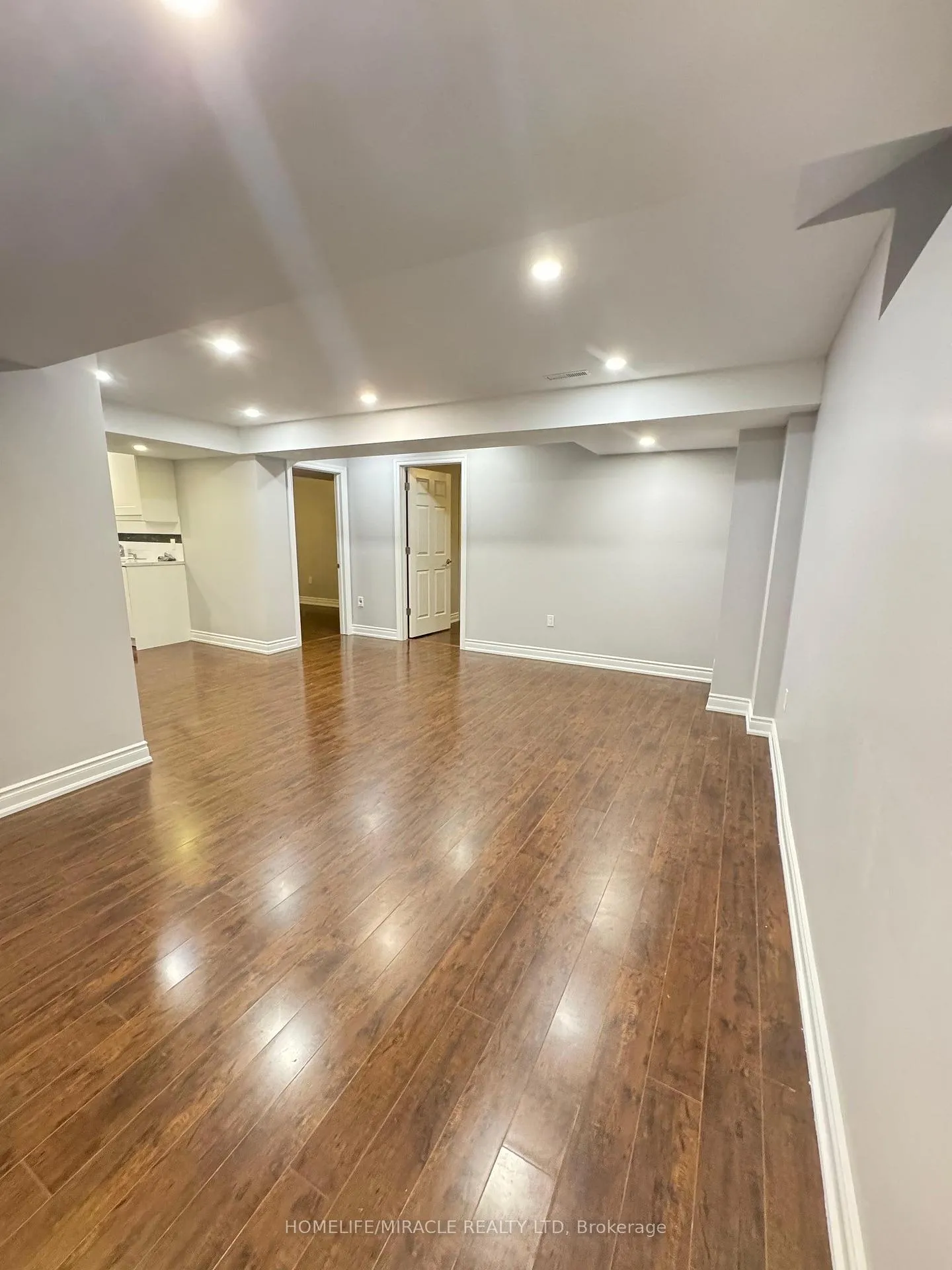 Photo 2 of Unit Basement, 117 Ascalon Drive, Vaughan, Patterson — HOMEH